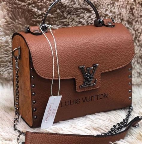 bolsa lv bau|Bolsos de mano para mujer .